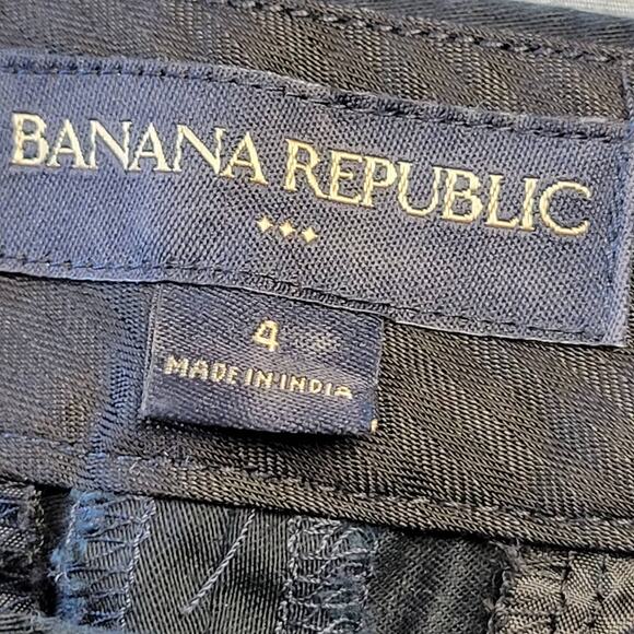 Banana Republic Black Shorts Low Rise Bermuda Classic Flat Front Women's Size 4 - Picture 3 of 10